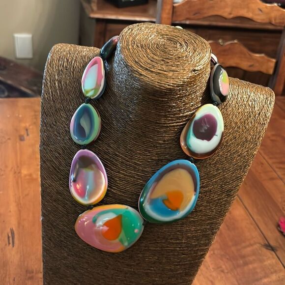 Jackie Brazil Jewelry - Jackie Brazil "Riverstones" Necklace.